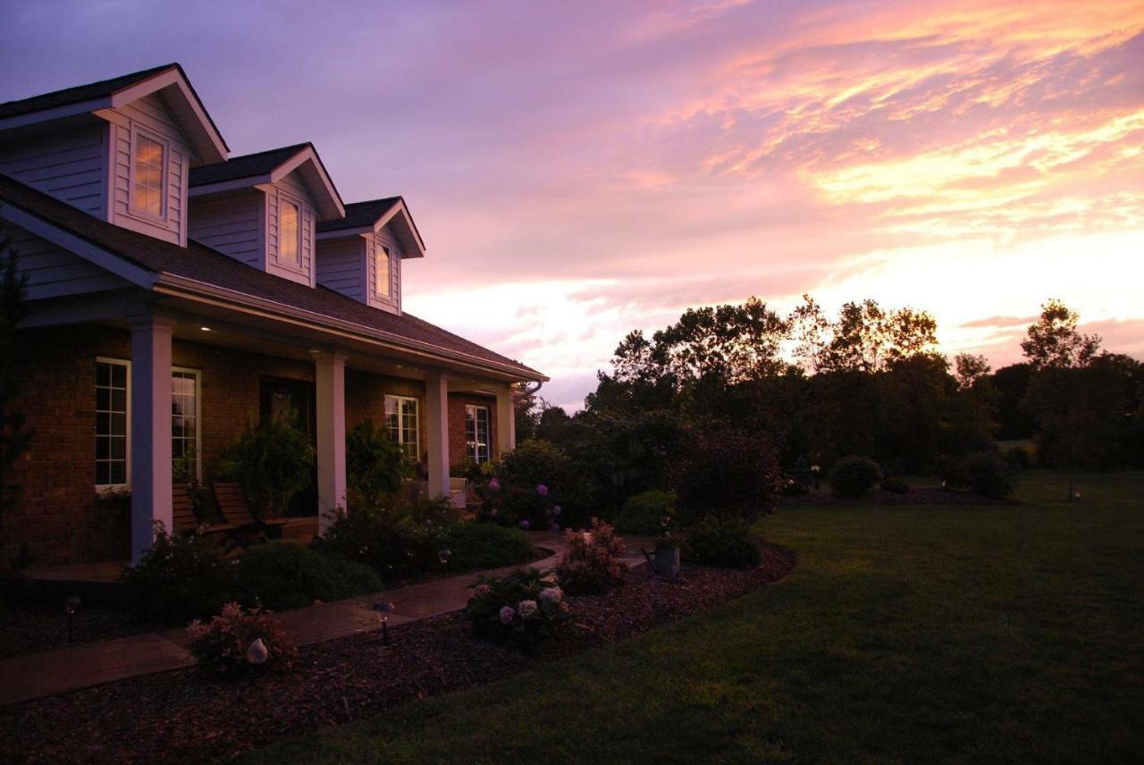 Wenzler'S Landing B&B Wheatley Экстерьер фото